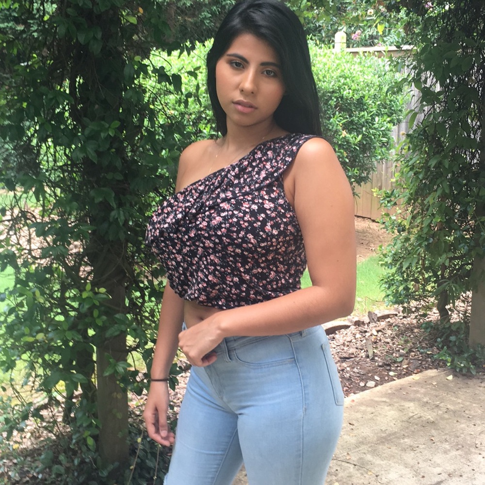Black with pink roses crop top